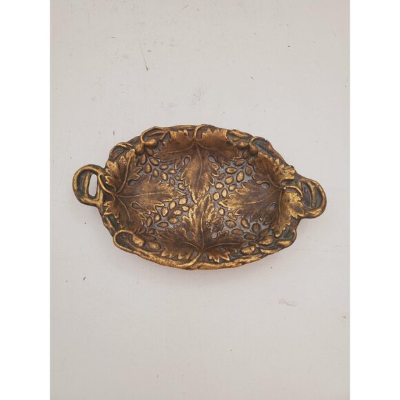 Vintage / BRASS SOAP DISH / Solid Brass Soap Holder Soap Dispenser Vintage - Picture 2 of 10